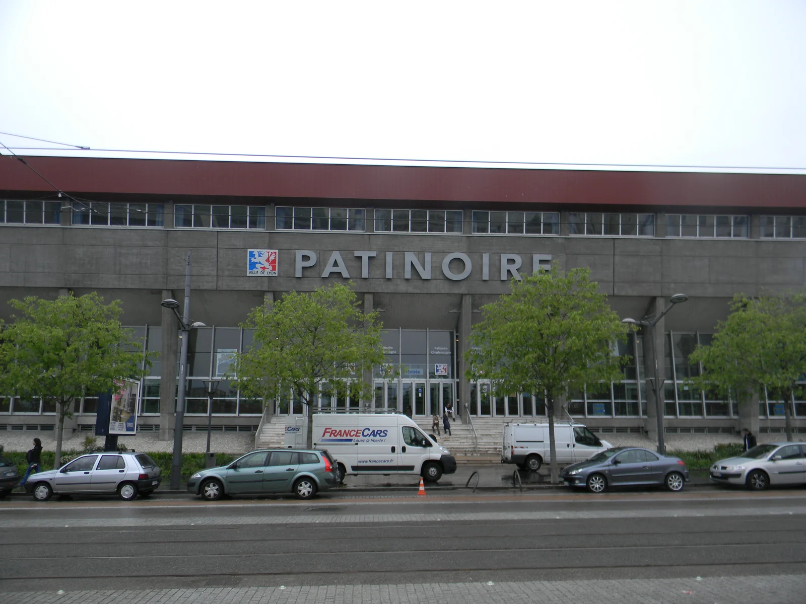 La patinoire Charlemagne à Lyon, photographiée en mai 2013.